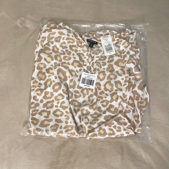 Torrid Georgette Lightweight Leopard Print Blouse - Sizes 1X & 2X - Picture 15 of 16